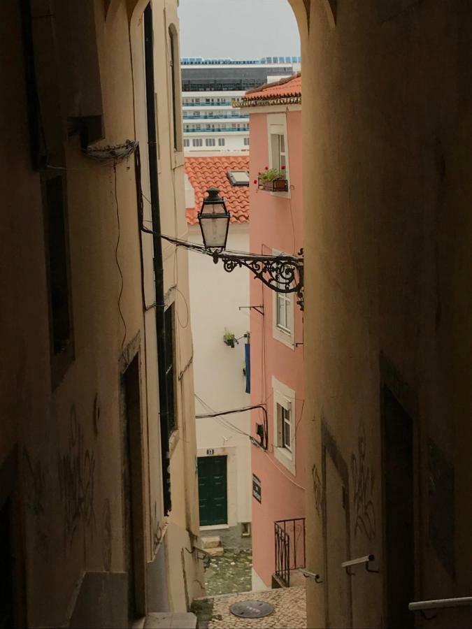 Casinha Dos Remedios Apartment Lisbon Luaran gambar